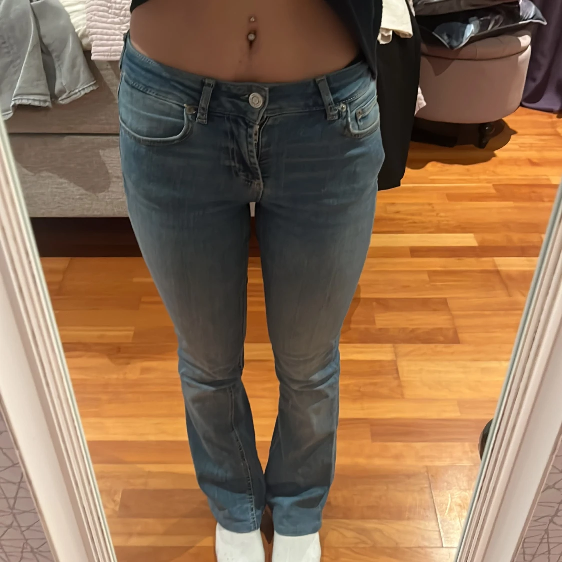 Blå bootcut jeans från Zara, strl 32 - 1