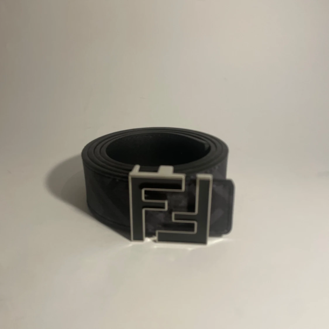Fendi bälte