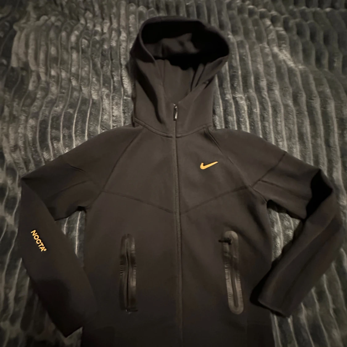 Nike NOCTA svart hoodiejacka 