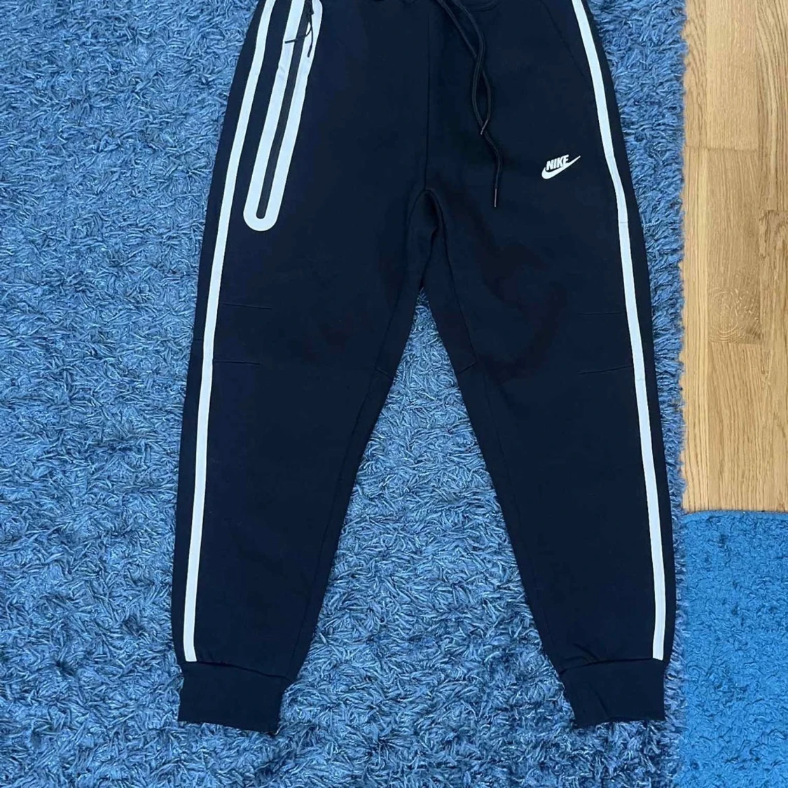 Svarta nike tech reflective - 2