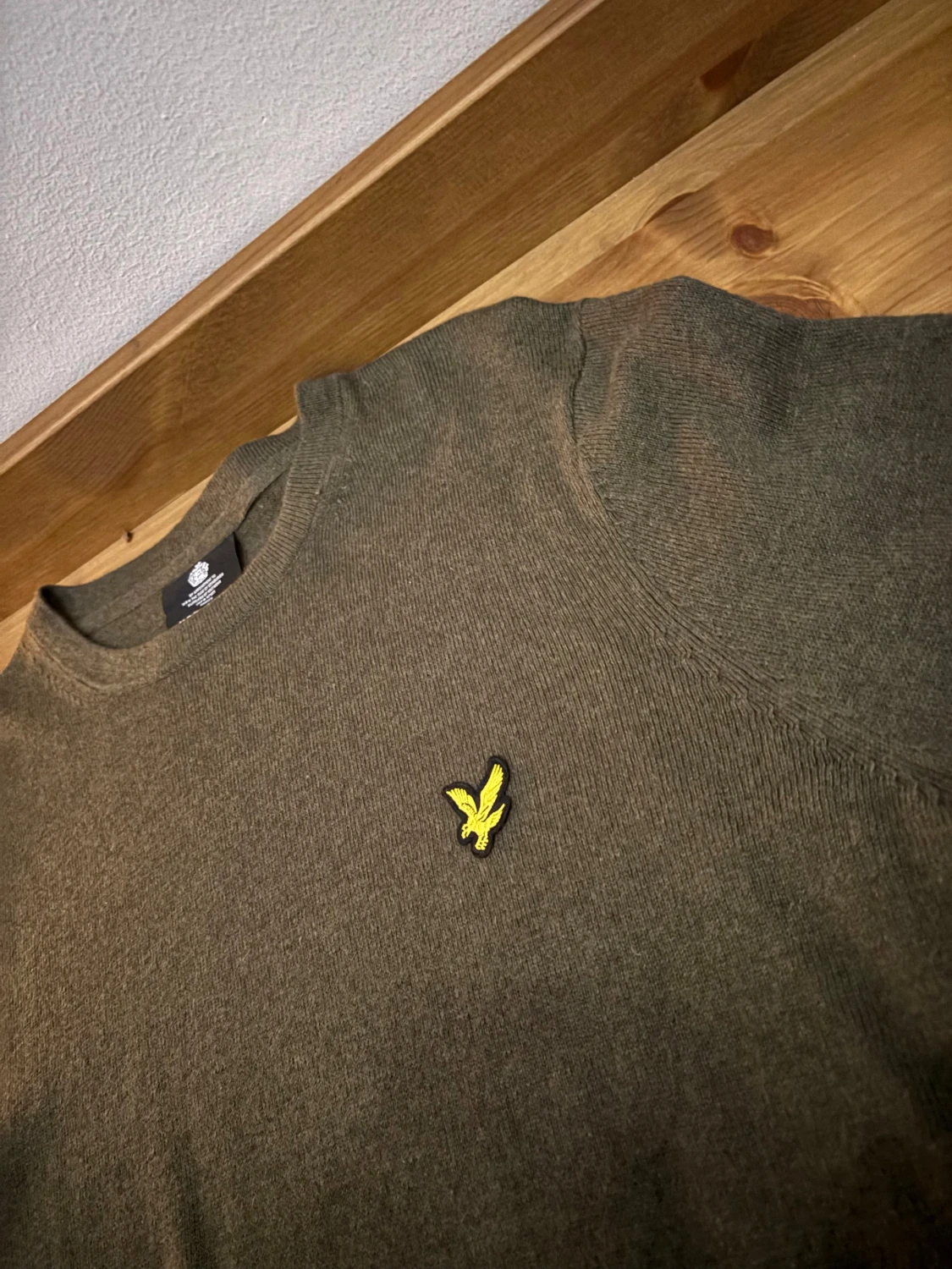 Olivgrön stickad tröja Lyle & Scott - 1