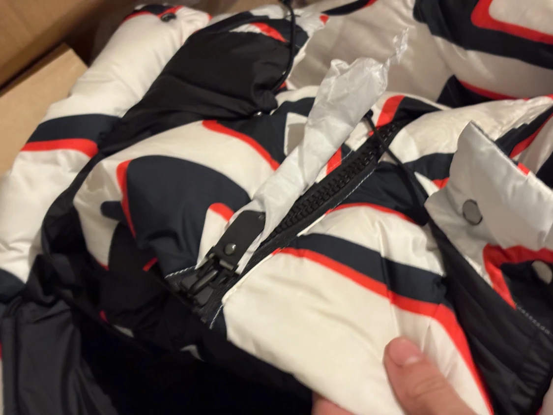 Vit pufferjacka från J.Lindeberg - 3