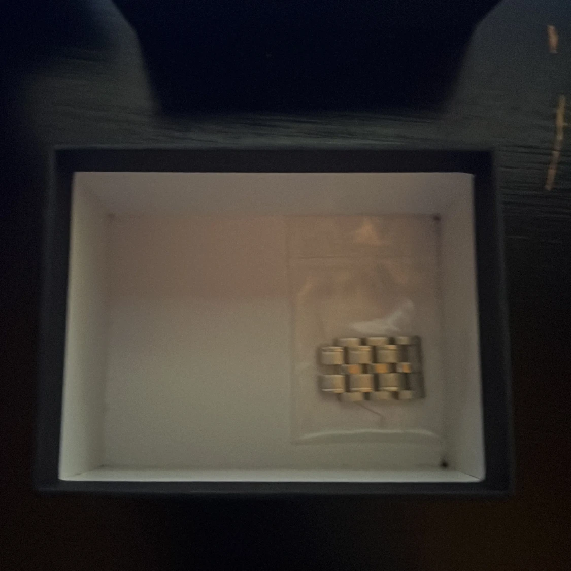 Silverfärgad klocka från TAJMS - 2