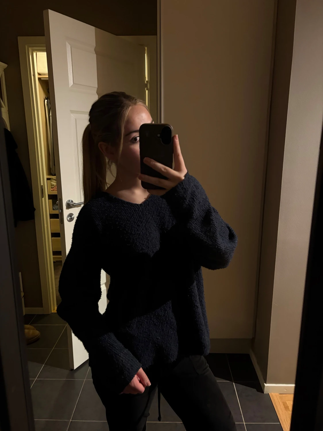 Blå stickad tröja!  - 2