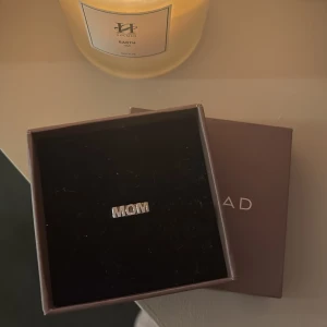 Silverring från Edblad  - Edblad ring i silver. Som inte kommer till användning då jag bytt till guld. Inga tydliga märken på användning. Storlek 16.0