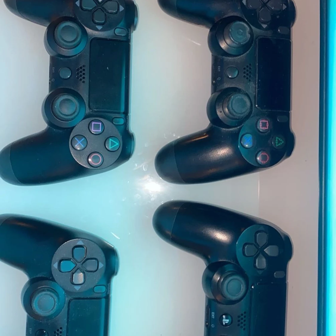 PlayStation DualShock 4 Wireless Controller