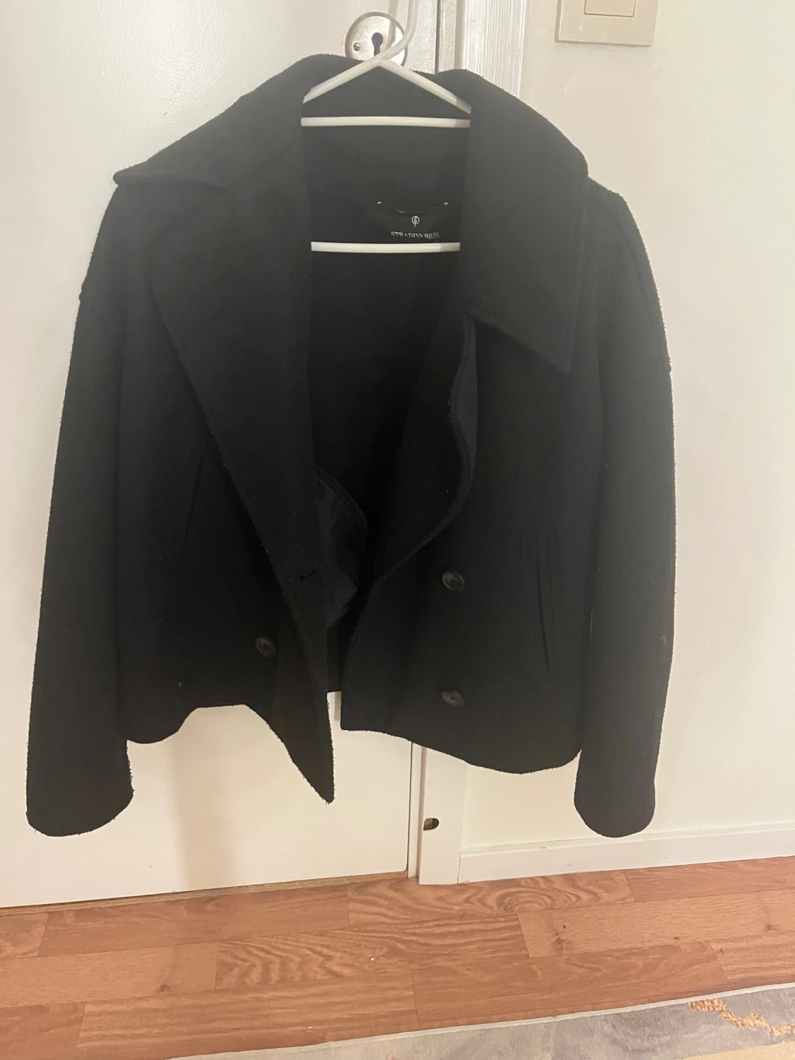 Svart kappa från Stradivarius - 1