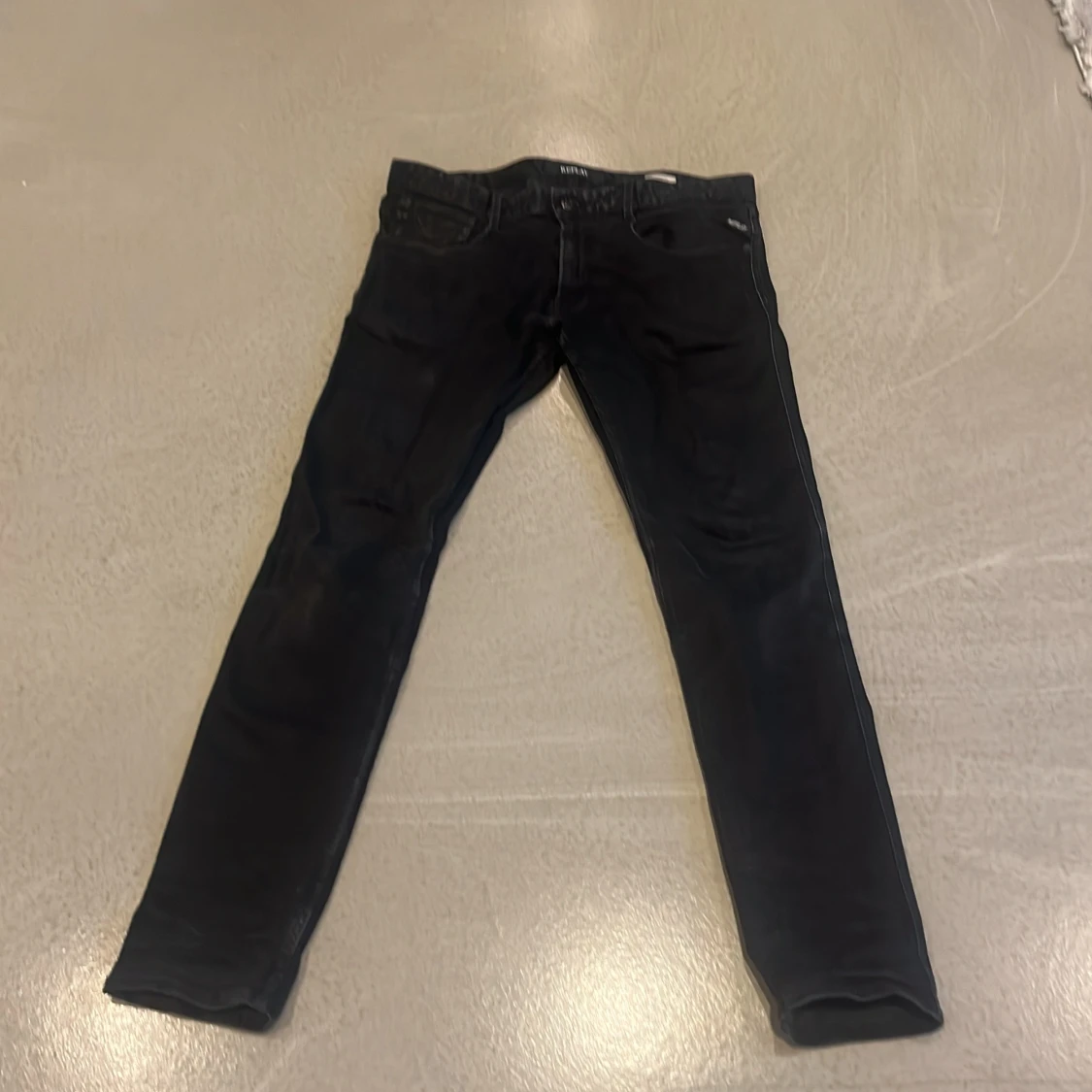 Svarta Replay Anbass jeans, stl 32/32