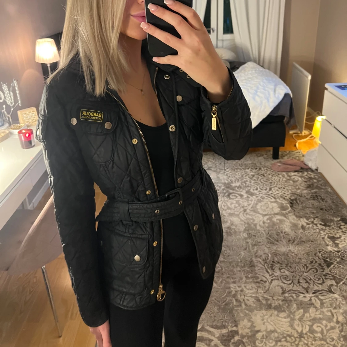 Svart quiltad jacka från Barbour - 1