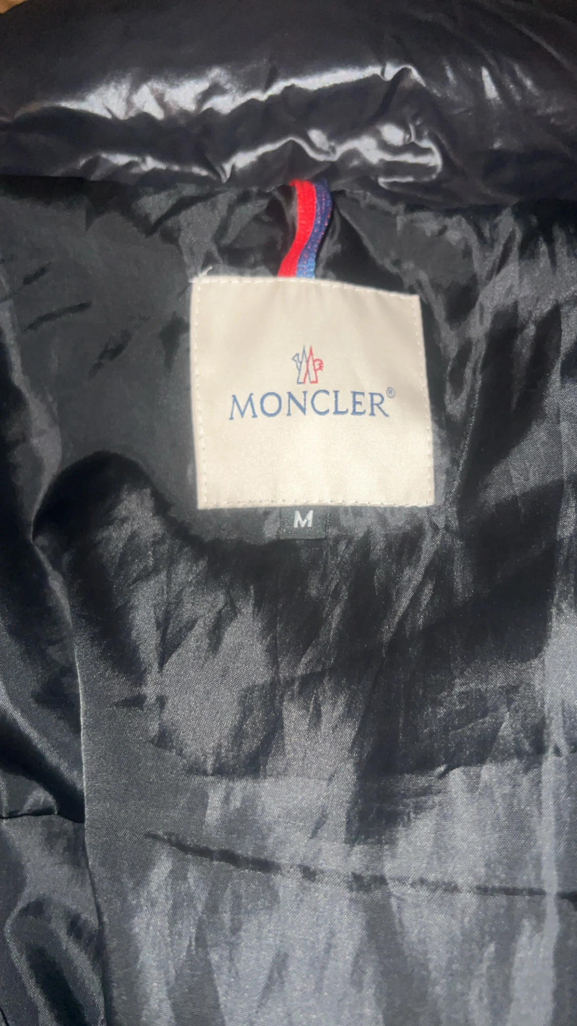 Svart Moncler pufferjacka med huva - 2
