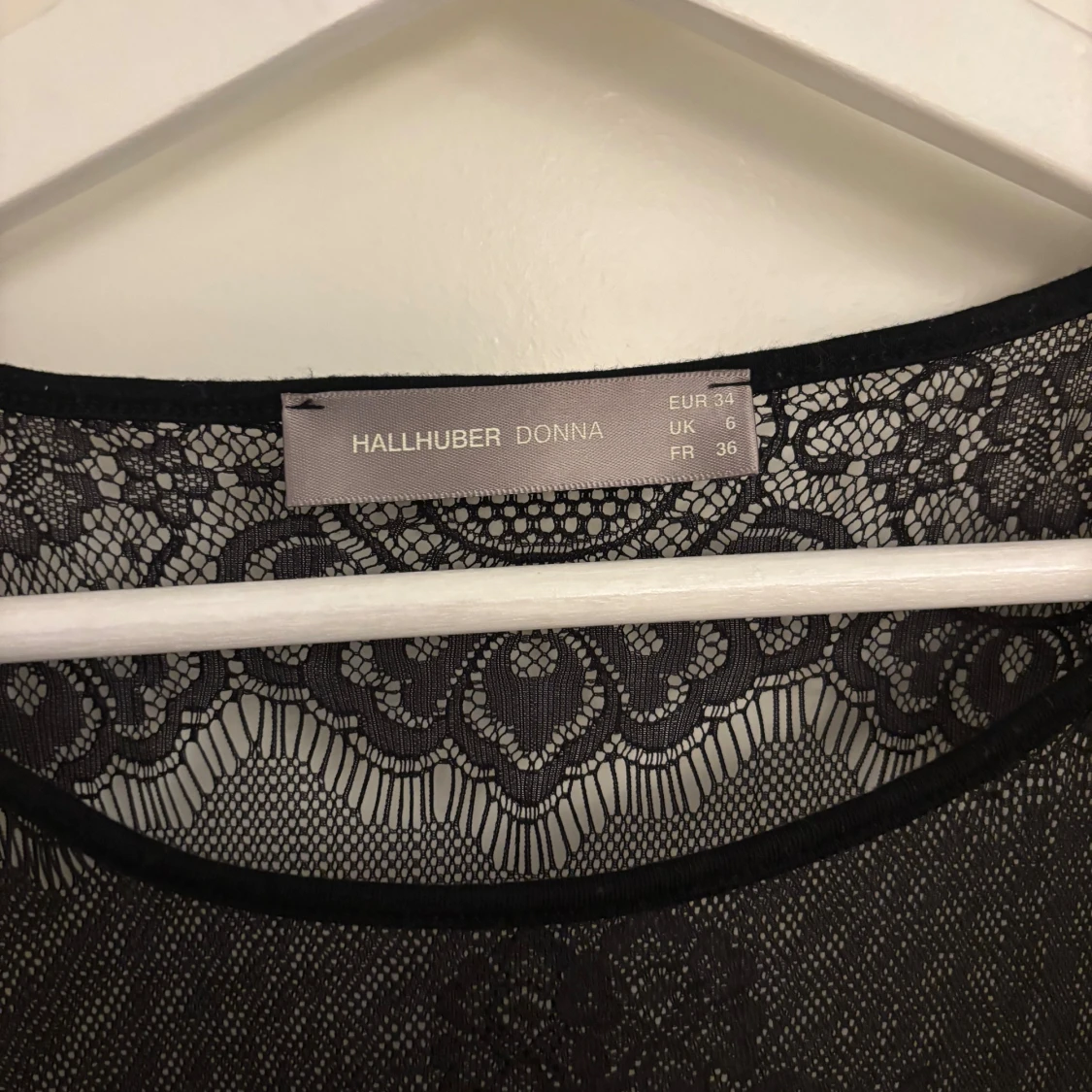 Svart spetsblus från Hallhuber Donna - 3