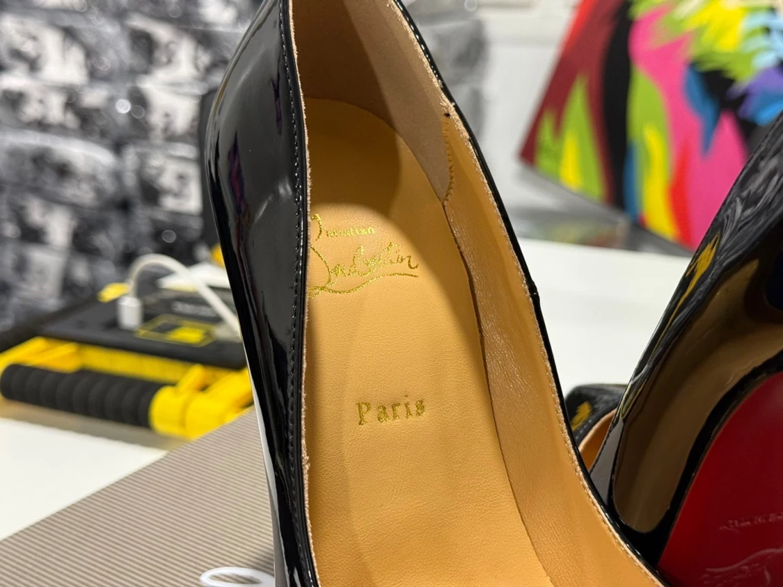 Louboutin klackar  - 3