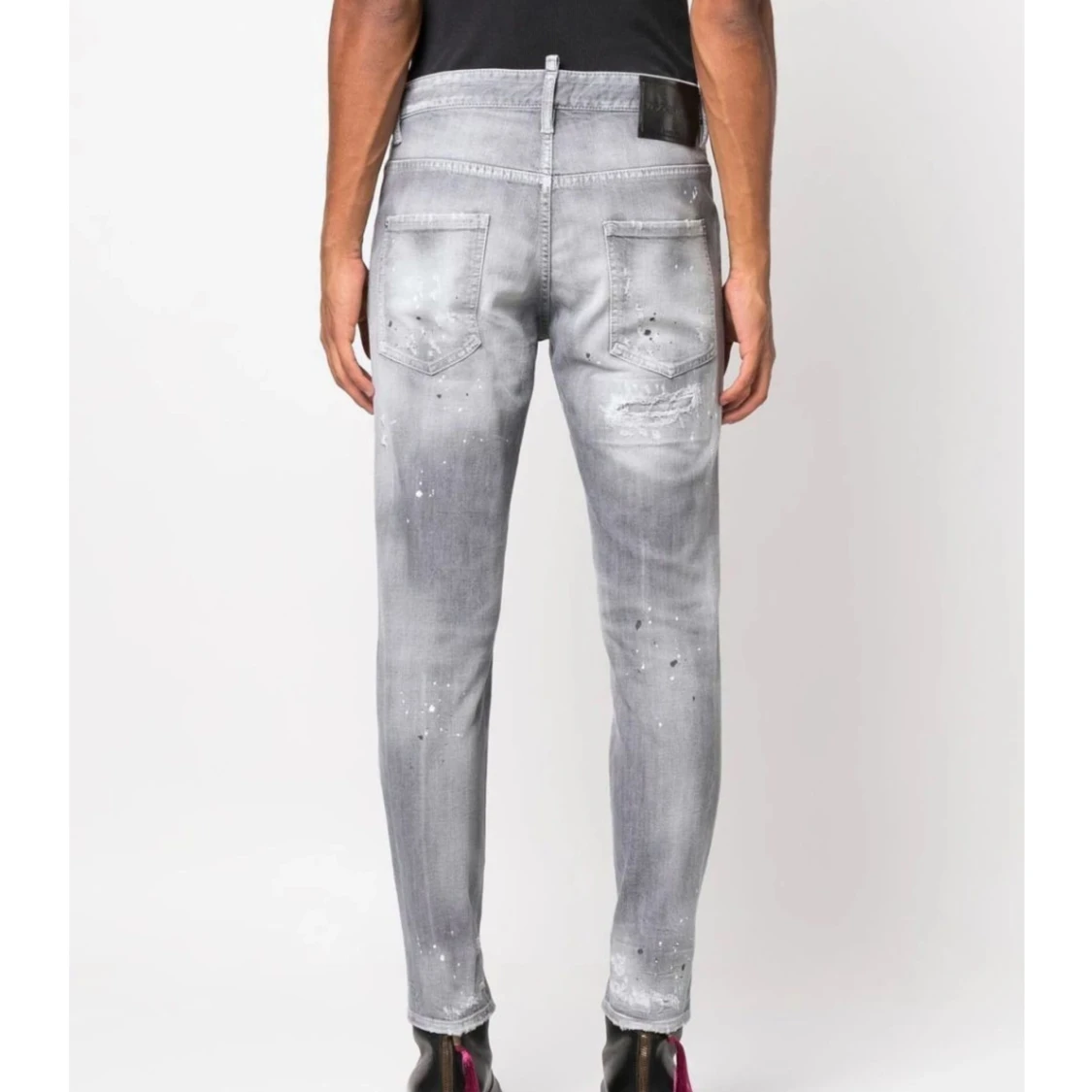 Dsquared2 styratvättade straight-jeans med strassutsmycking - 93