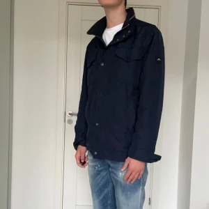 J.Lindberg fieldjacka - Säljer nu denna super snygga J.lindberg fieldjacka som passar storlek M, skriv för fler bilder/frågor🙌🏼