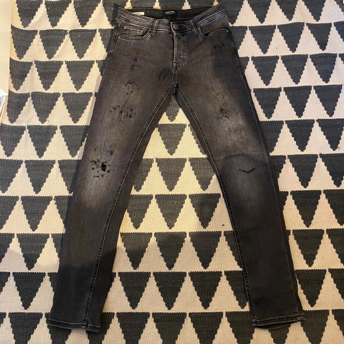 Svarta Jack n Jones jeans - 1