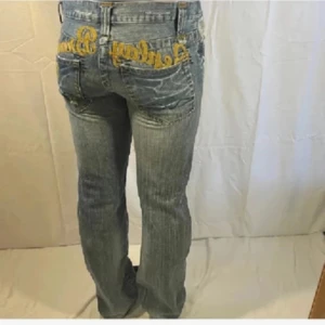 Snygga bootcut jeans från replay  - Superfina ljusa bootcut jeans från replay 