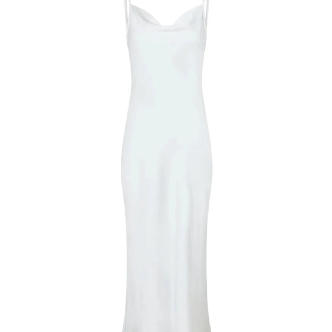 Vit lång satinklänning med smala axelband - 1