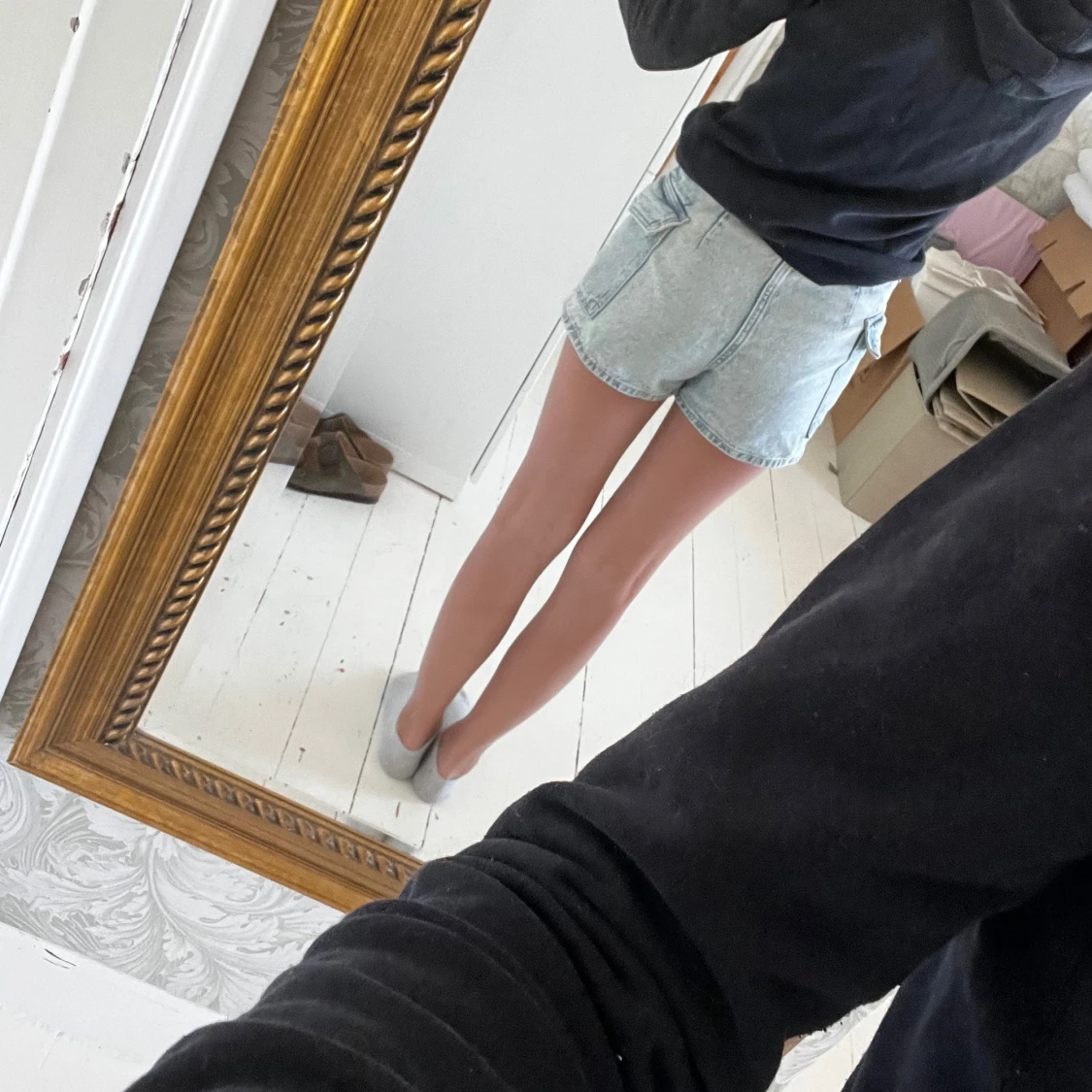 Ljusblå högmidjade jeansshorts - 2