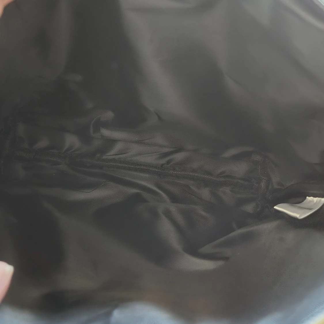 Svart kuvertväska från True Religion - 2