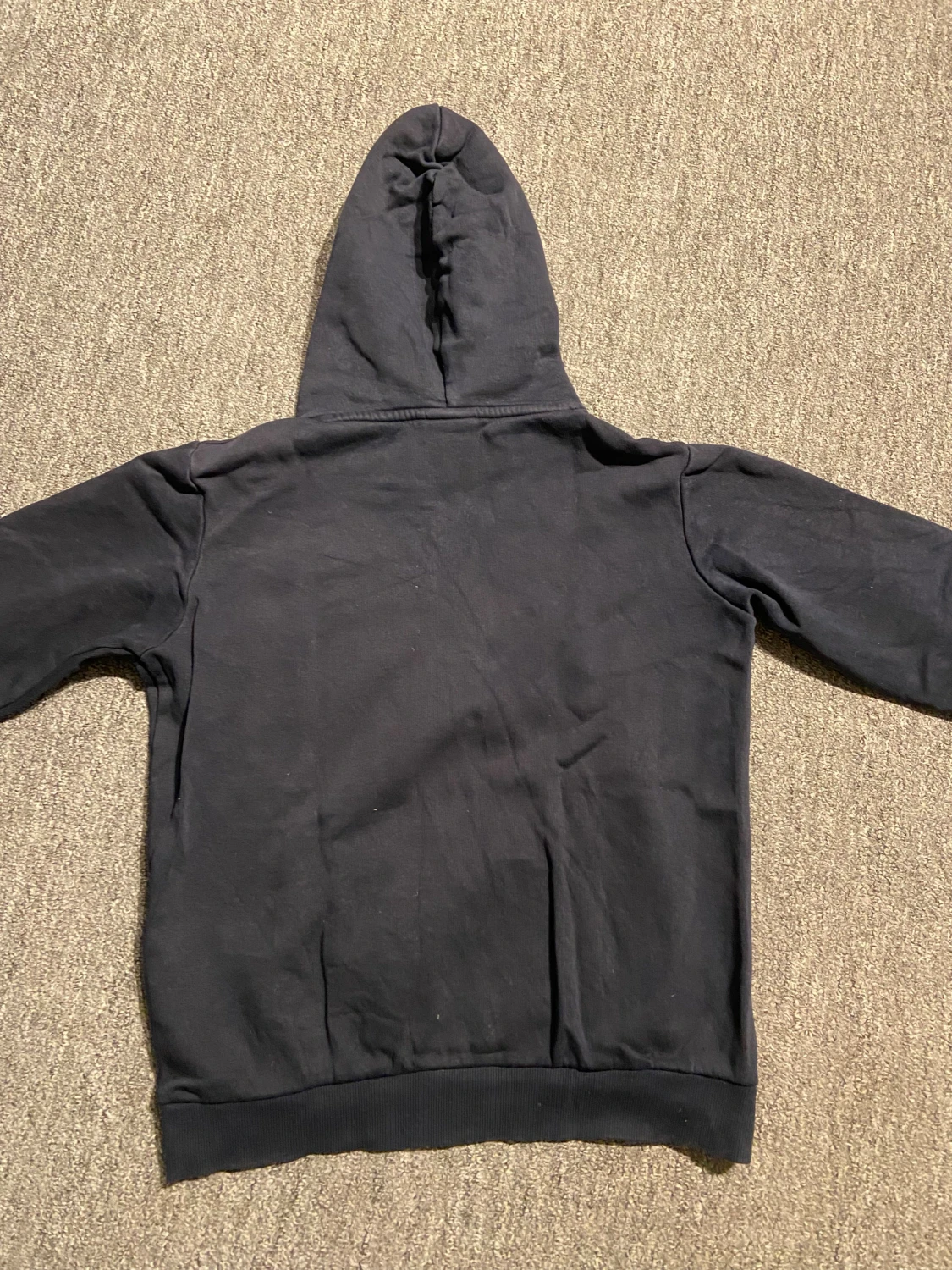 Mörkblå hoodie Peak Performance - 2