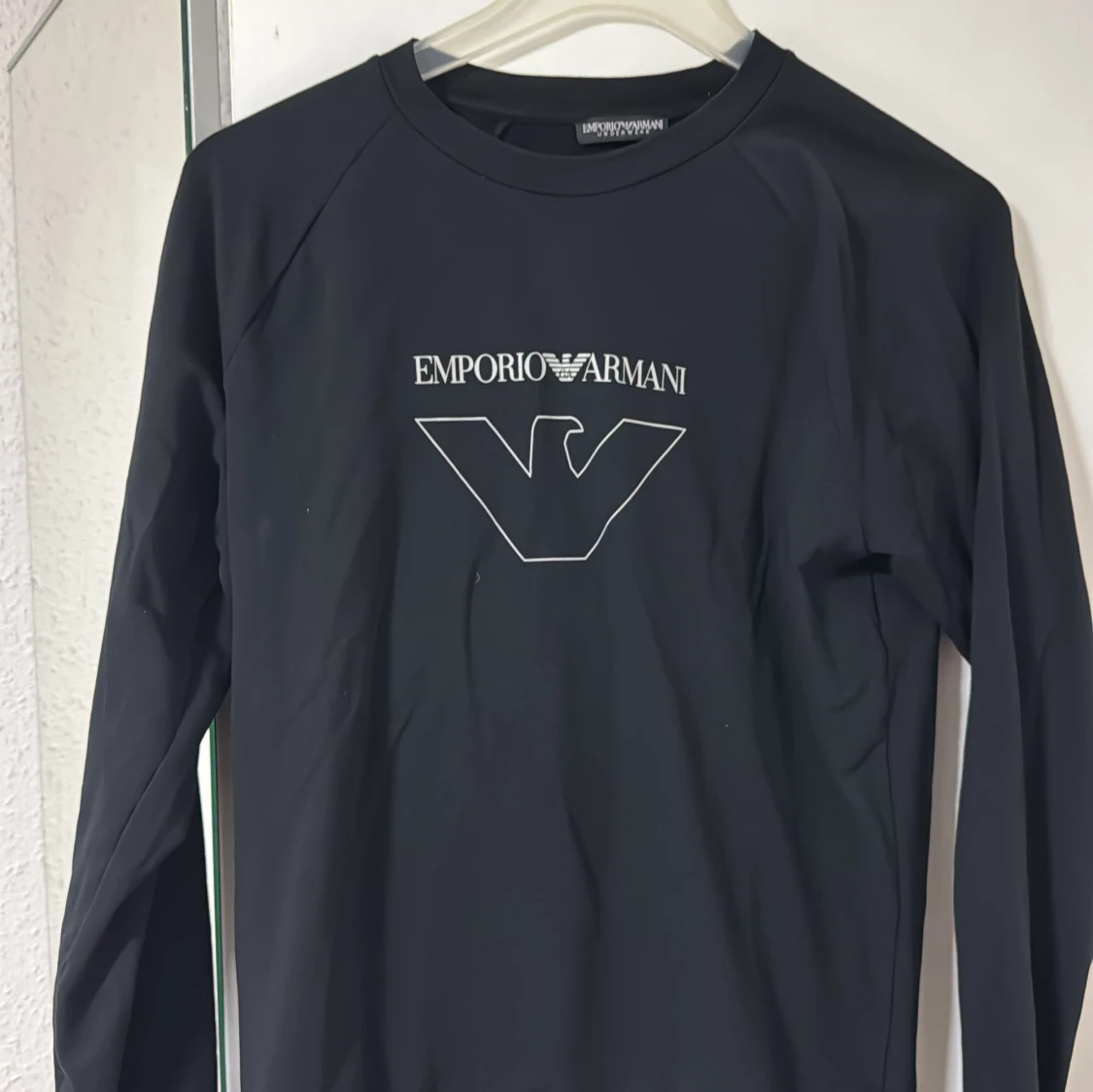 Svart långärmad tröja Emporio Armani