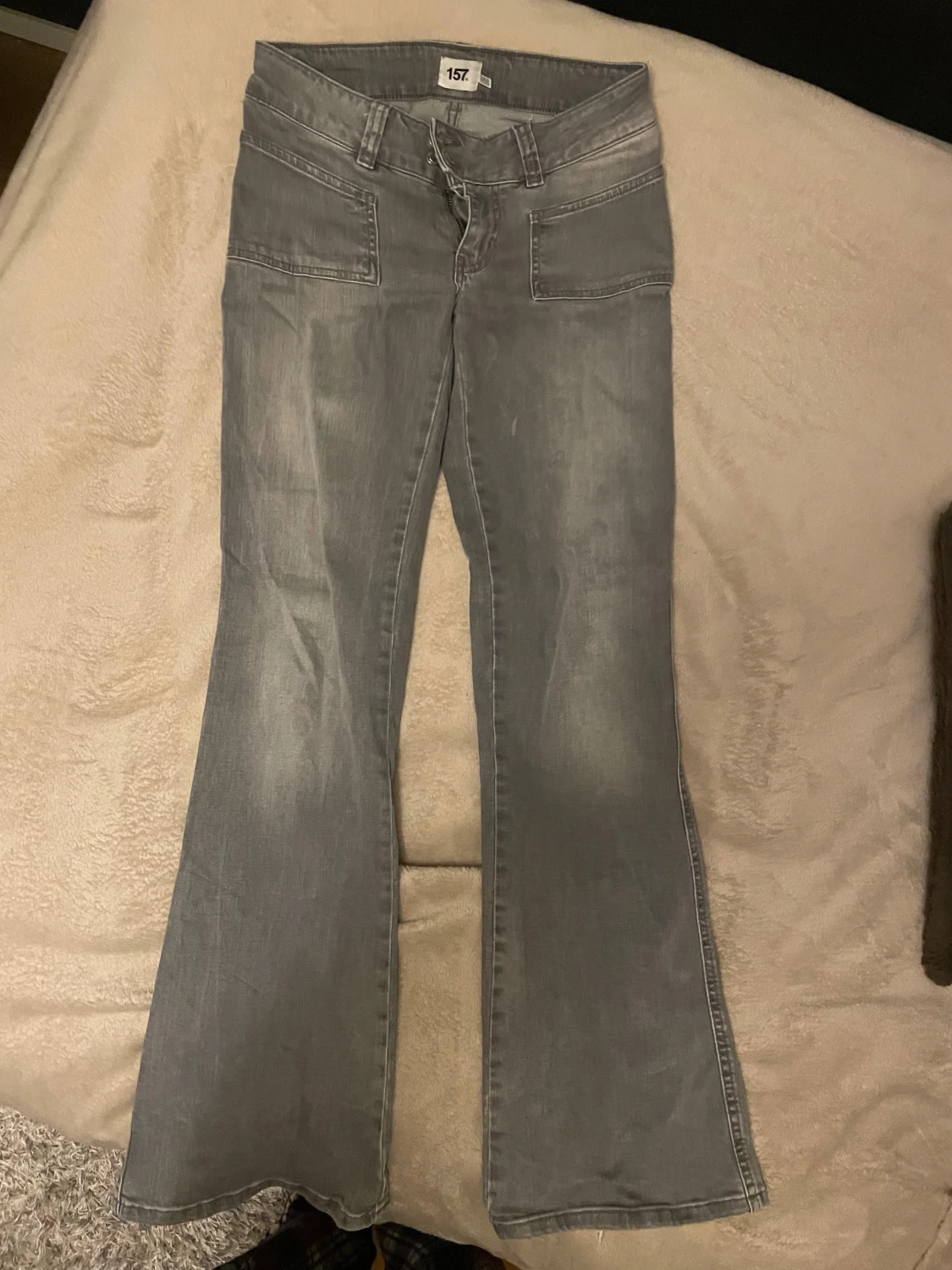 Lågmidjade bootcut jeans