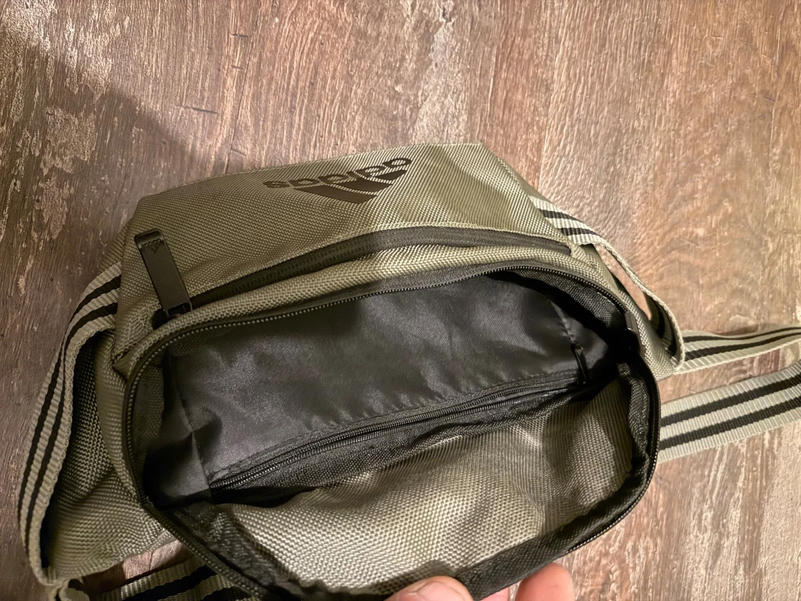 Grå axelväska från Adidas - 1