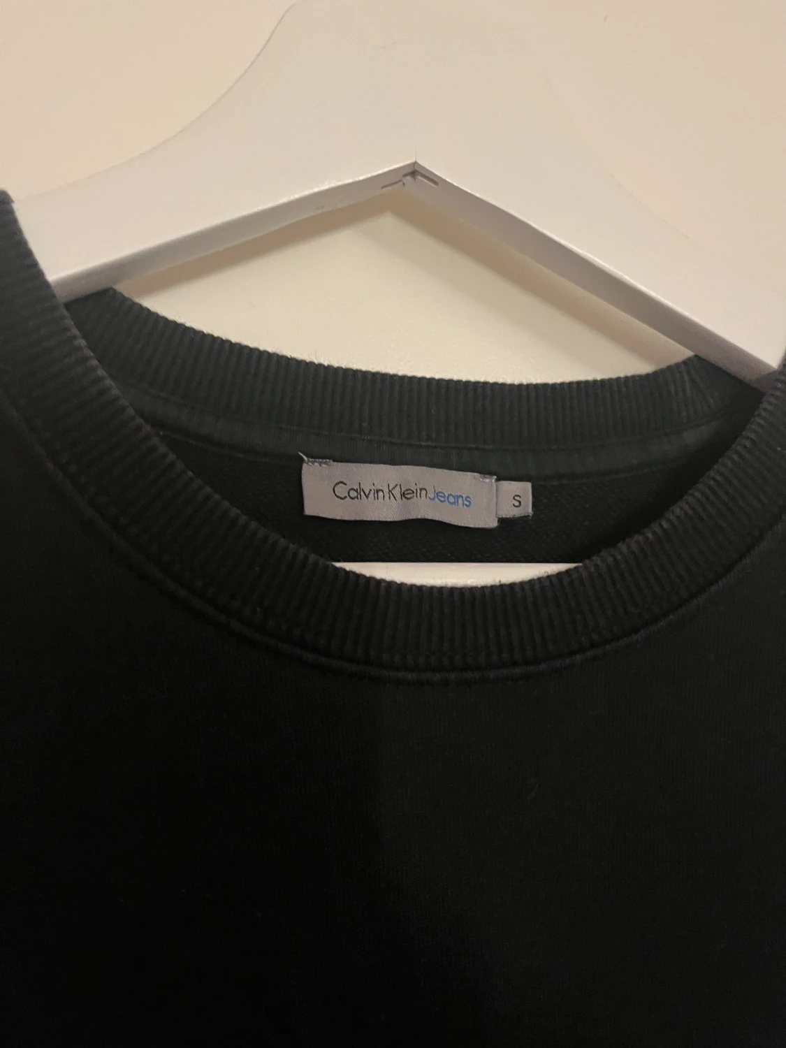 Svart sweatshirt från Calvin Klein Jeans - 2