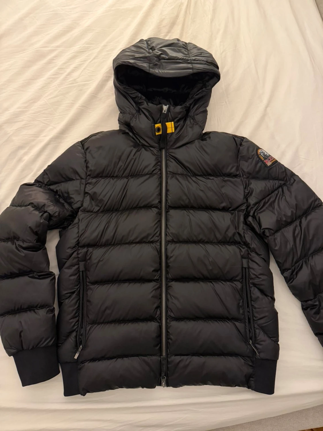 Parajumper Pharrell M