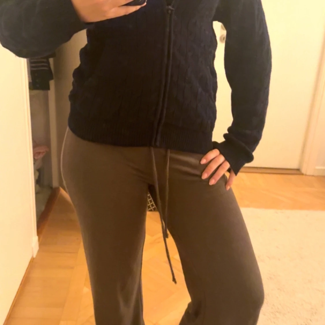 Brandy kabelstickad hoodie med zip