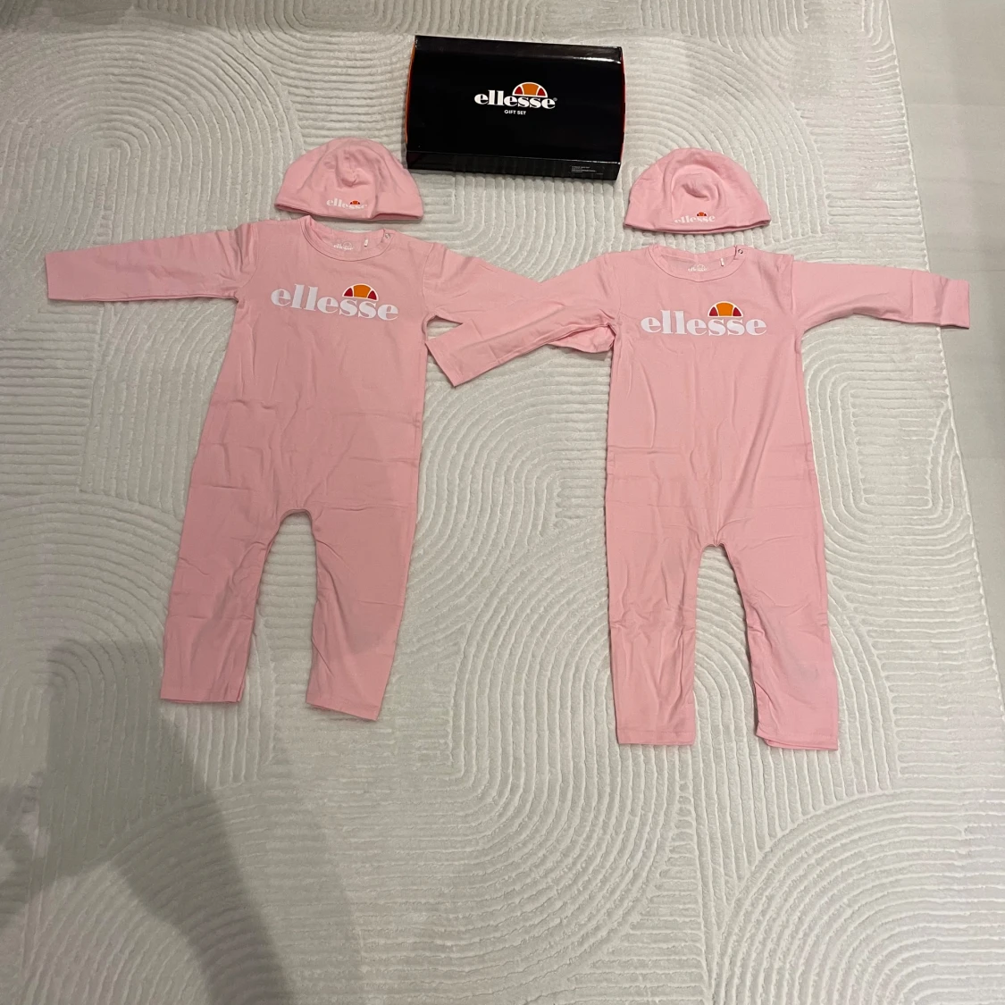 Ellesse baby set 12–18 mån 