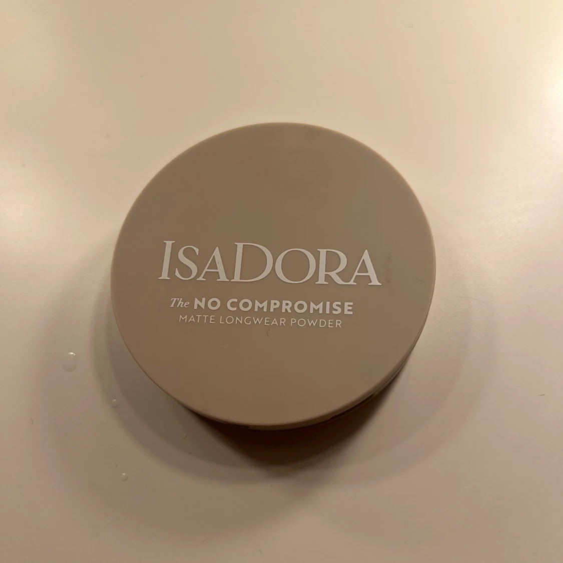 IsaDora No Compromise Matte Powder