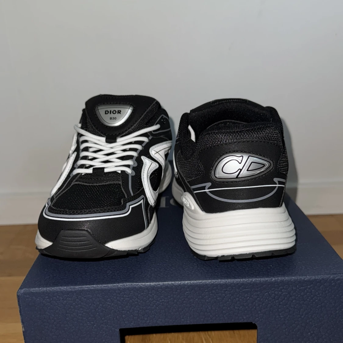 Dior B30 svarta och vita sneakers - 3