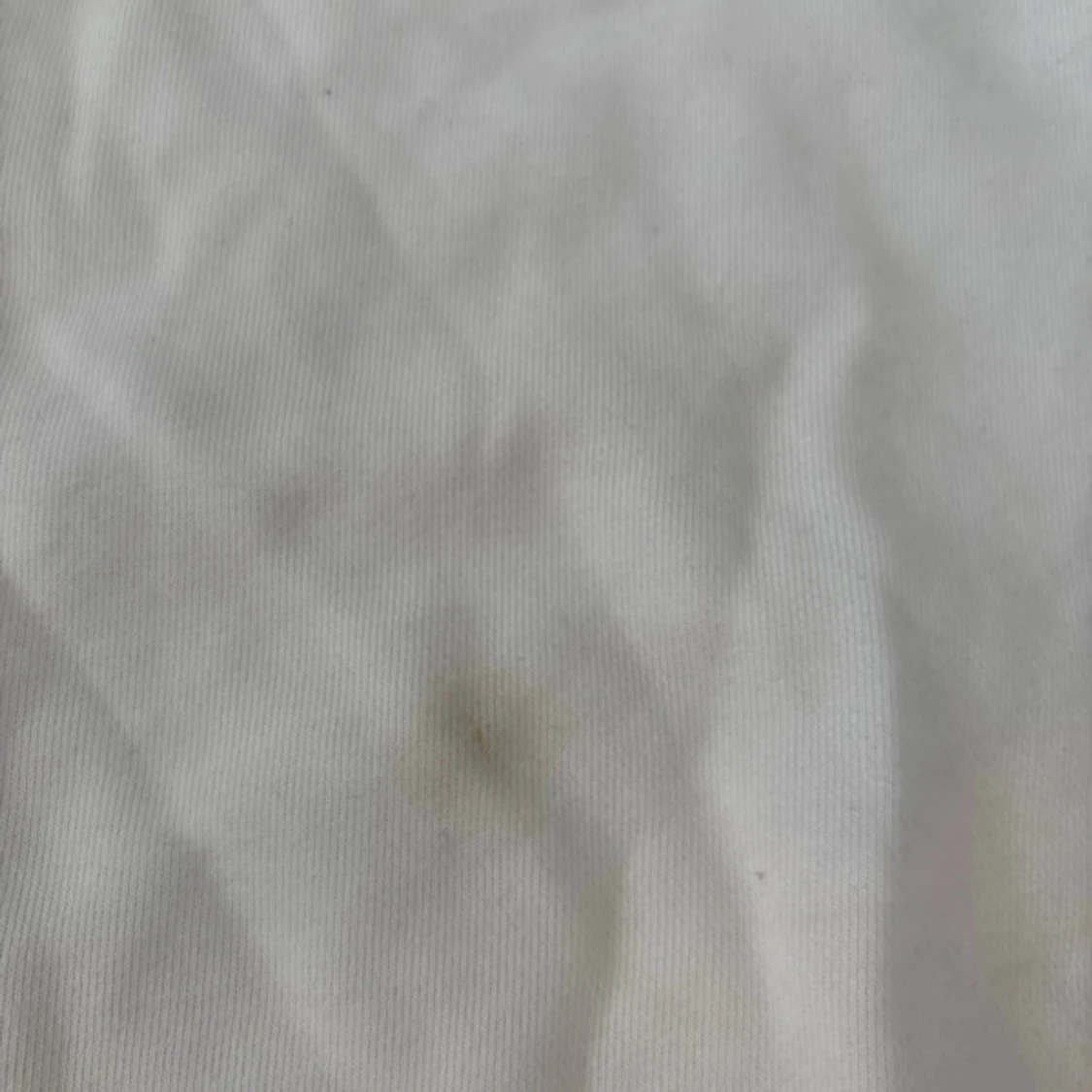 Vit sweatshirt från HUGO med röd detalj - 4