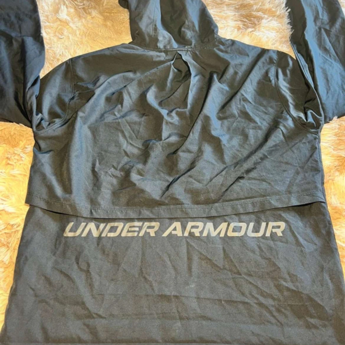 Svart vindjacka från Under Armour - 1