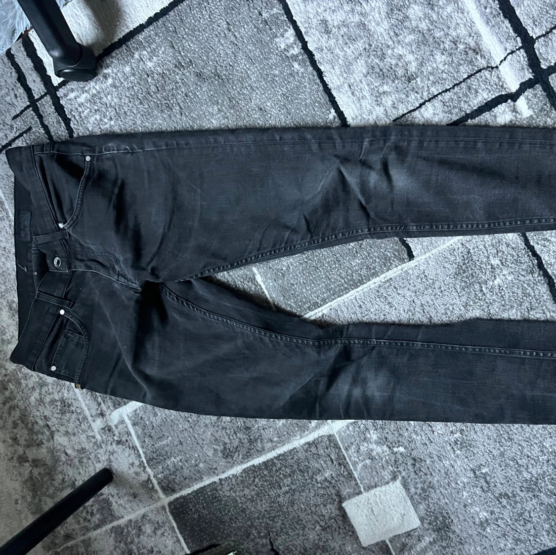 Svarta slim jeans från Tiger of Sweden - 1