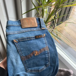 Nudie Jeans  - Snygga nudie jeans slim fit, modell long John 