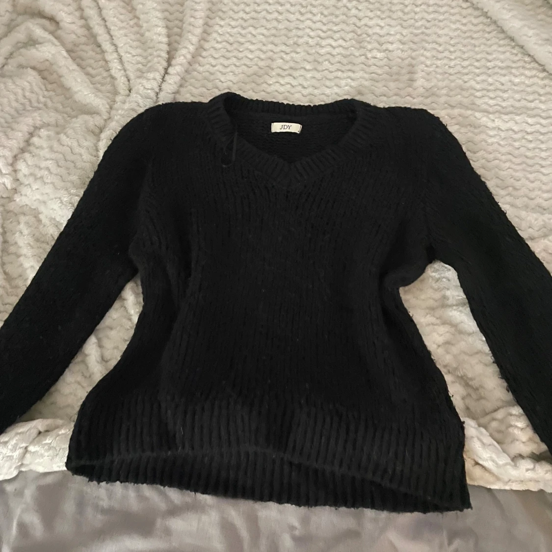 Svart stickad tröja från JDY