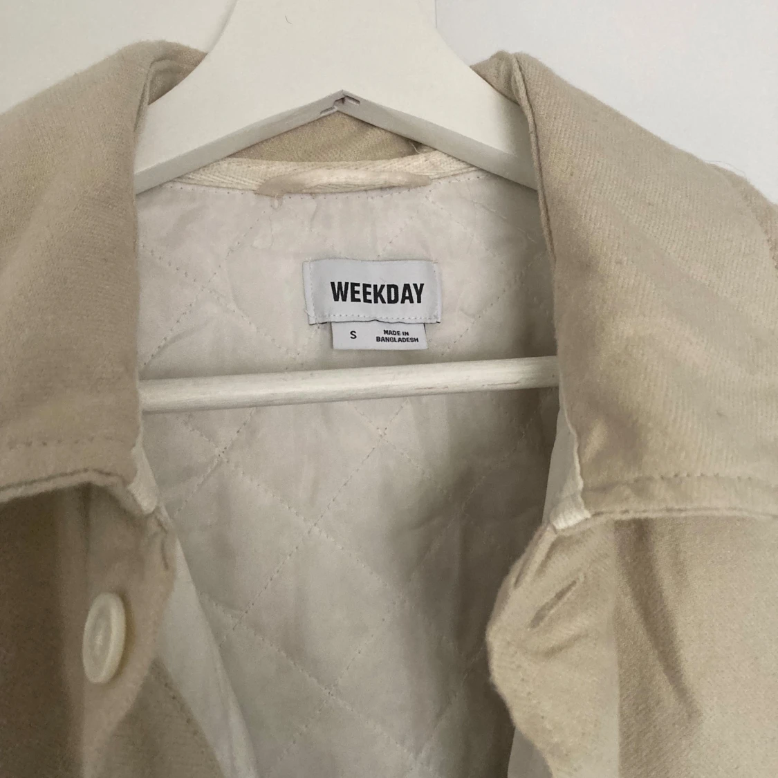 Beige overshirt från Weekday - 1