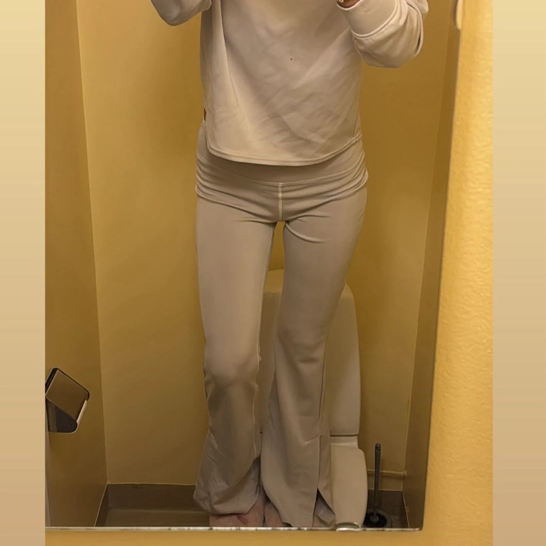 Två matchande set grå