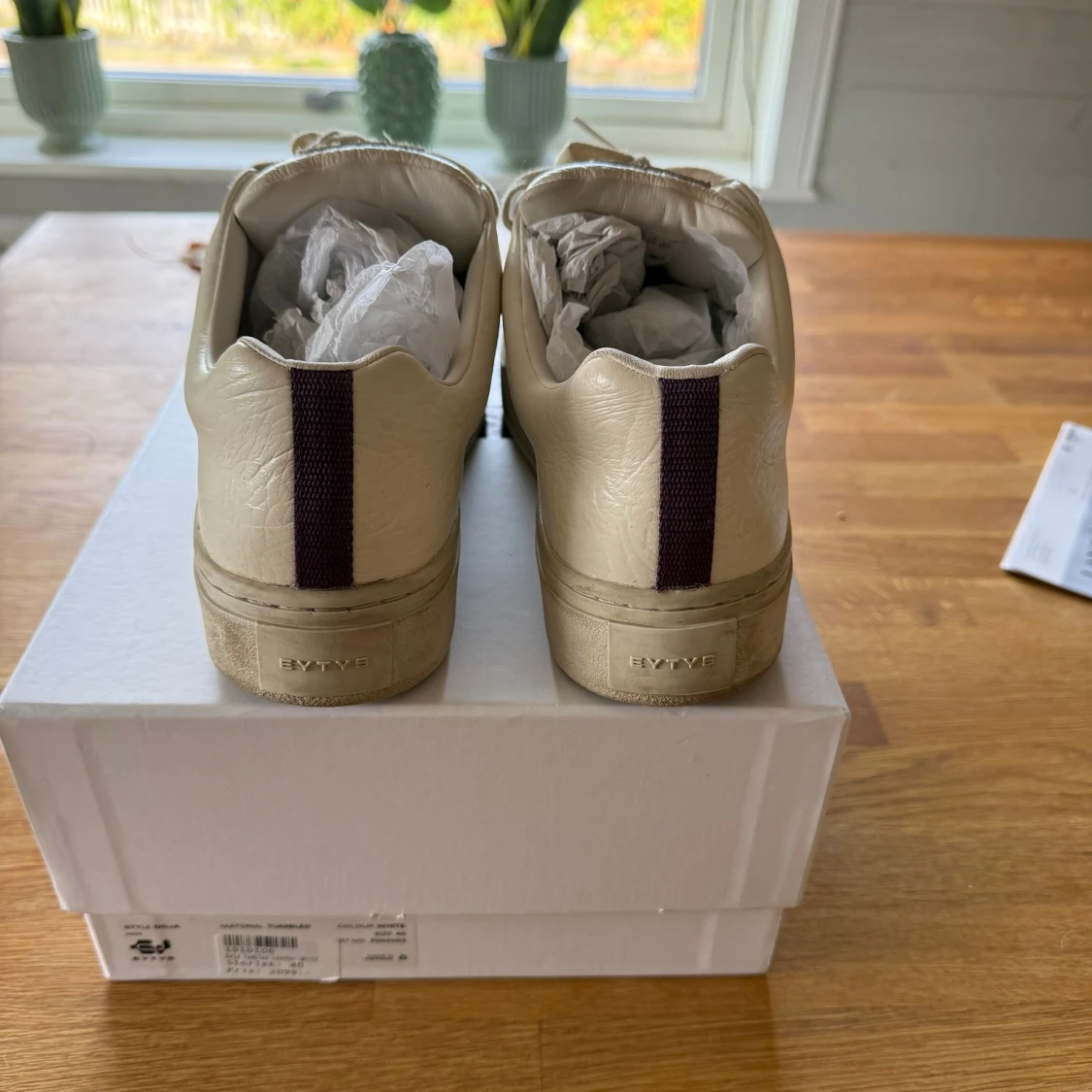 Eytys vita sneakers i skinn - 2