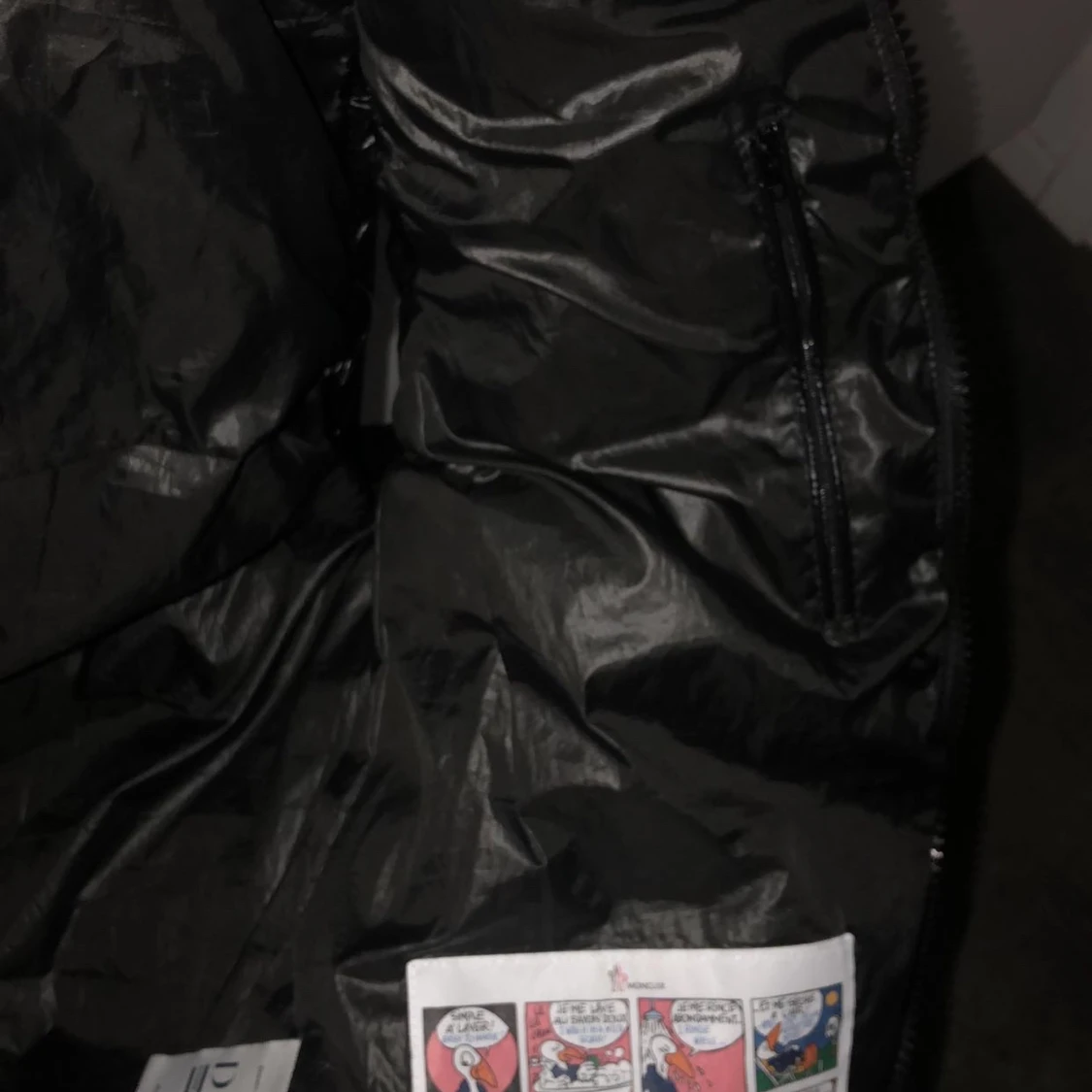 Svart dunväst från Moncler - 1