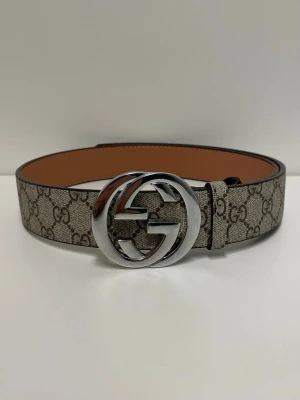 Gucci Bälte - Säljer ett helt nytt bälte. Storlek 110. Snabb frakt.