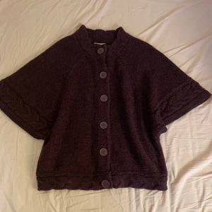 Poncho - Vintage poncho strl S-M i burgundy färg