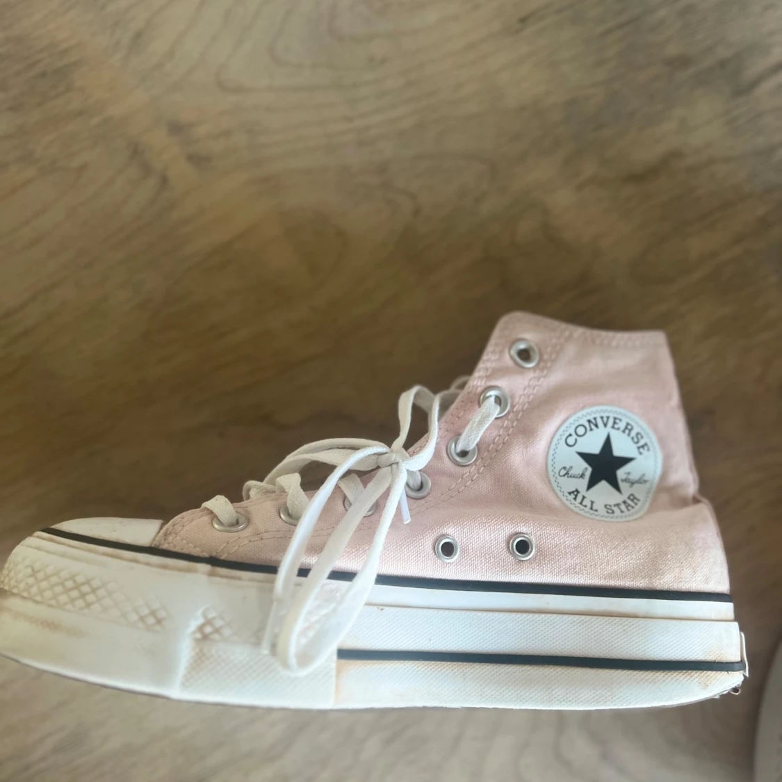 Rosa Converse💖 - 1