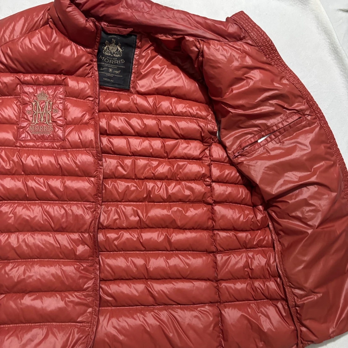 Röd dunväst från Morris, medium - 1