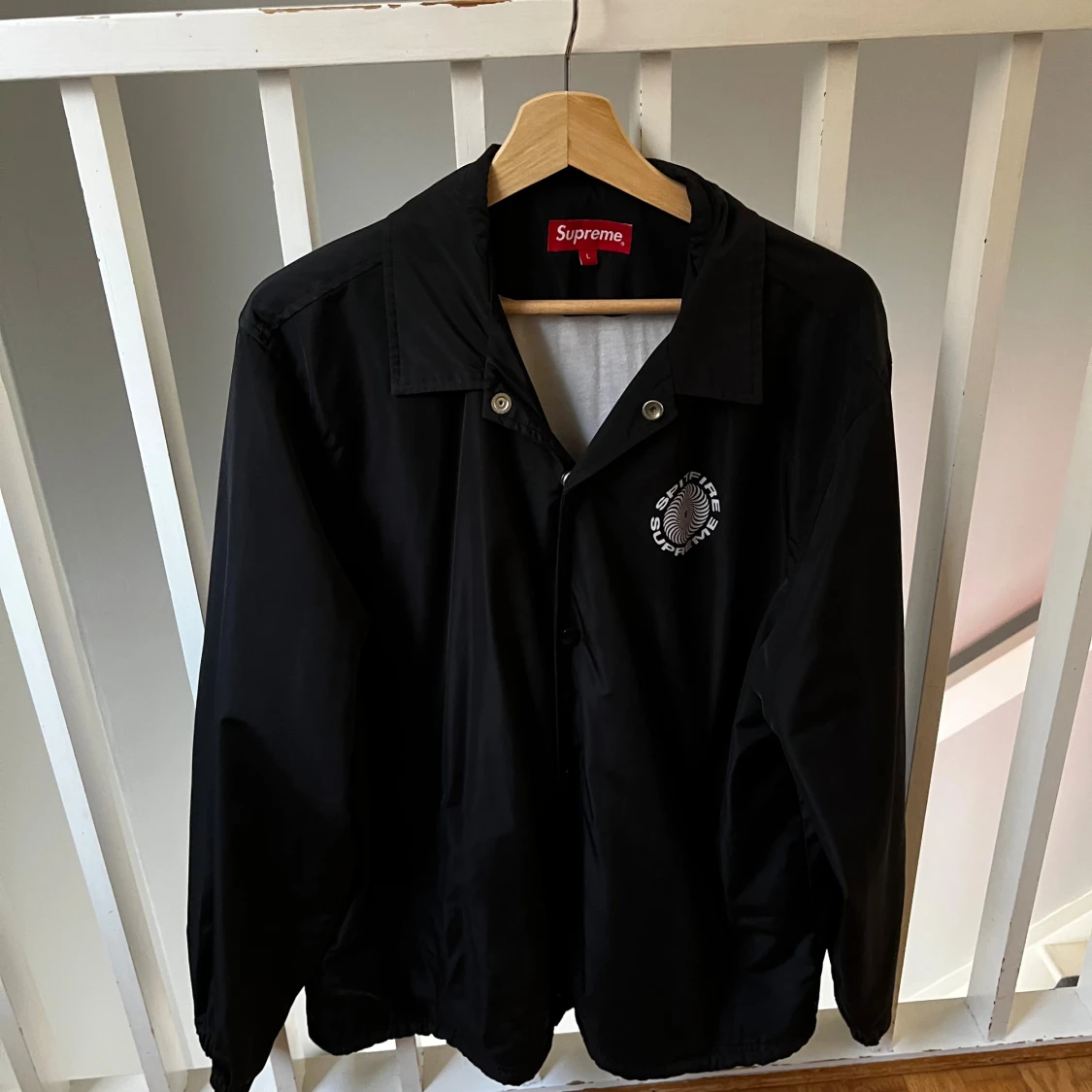 Supreme x Spitfire svart coachjacka L - 1