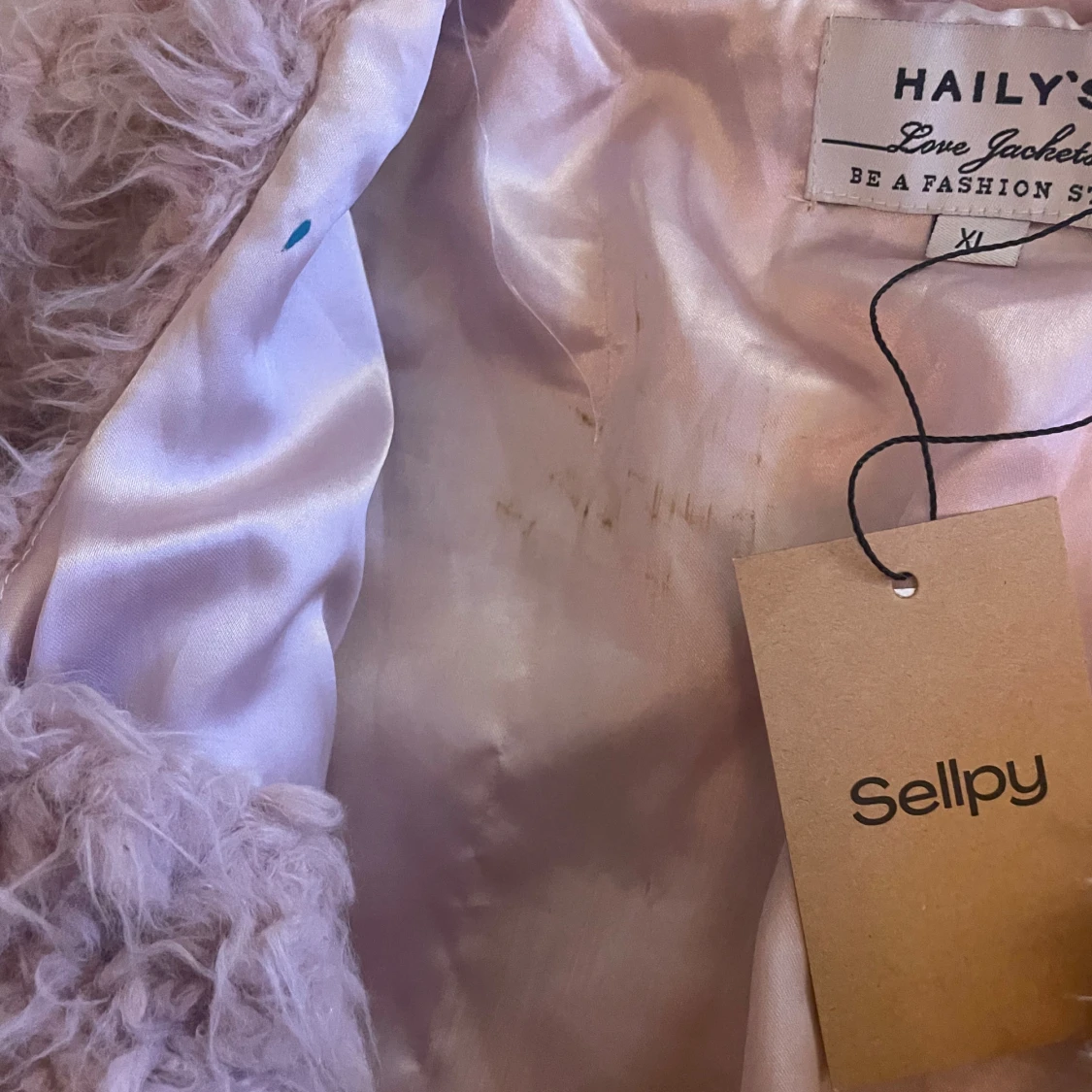 Ljusrosa fuskpälsjacka  - 3