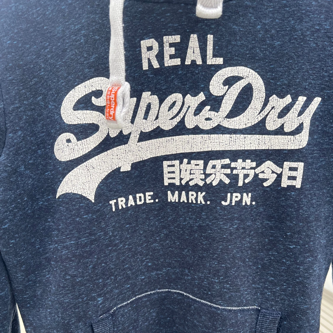 Mörkblå Superdry hoodie med tryck - 2