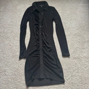 Klänning - Festklänning, aldrig använd